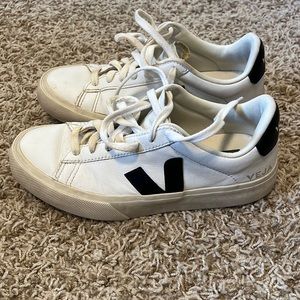 Veja Sneakers